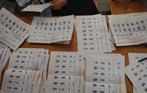 الإكوادور.. إعادة محتملة للانتخابات بين حليفة الرئيس السابق وابن أحد أقطاب الموز
