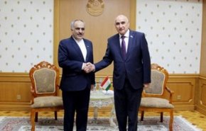 السفير الايراني يبحث مع رئيس البرلمان الطاجيكي العلاقات الثنائية وآفاق التعاون البرلماني