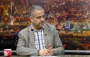 کارشناس عرب: خسارت دیدگان از تروریسم اقتصادی آمریکا به بریکس ملحق می شوند 