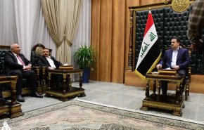 بازدید نخست وزیر عراق از روند خدمات رسانی به زوار حسینی در کربلا