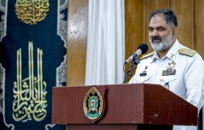 دریادار ایرانی: دشمنان جرأت تعرض به هیچ مرز آبی و خاکی کشورمان را ندارند
