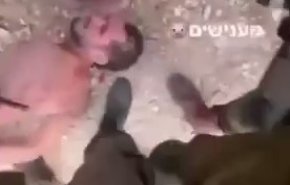 شکنجه یک فلسطینی توسط نظامیان صهیونیست + ویدیو