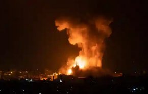 عکس کودک فلسطینی بازمانده از کشتار خانواده اش 