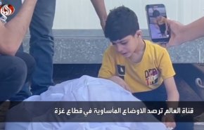 صحنه های دلخراش از غزه؛ کودکی که پیکر پدرش را رها نمی کرد