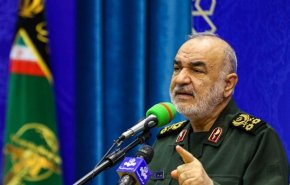 سرلشکر سلامی: قدرت‌های استکباری در طوفان‌ الاقصی ‌مچاله شدند/ اسرائیلی‌ها جنگ زمینی کنند بلعیده می‌شوند
