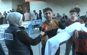 يا السيسي ياالعرب.. هذه أطفال غزة، تفرجوا براحتكم علينا + فيديو