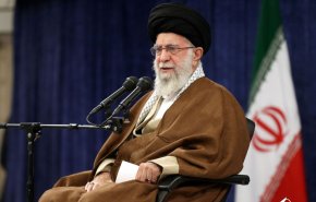 رهبر معظم انقلاب: شهدا هویت ملت ایران هستند و این هویت ملی نباید فراموش شود