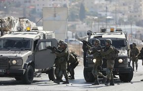 الاحتلال يقتحم 'اريحا' ويصيب شابا ويعتقل فتاة