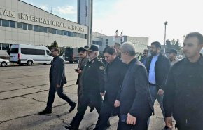 معاون اول رئیس‌جمهور به عیادتِ مجروحان حادثۀ تروریستی کرمان رفت