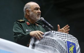 سردار سلامی: انتقام شهیدان گرفته خواهد شد
