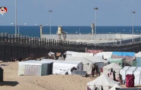 فيديو خاص: تكدس النازحين الفلسطينيين في الحدود المصرية الفلسطينية