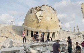 بمباران یک مسجد و اردوگاه آوارگان فلسطینی در غزه