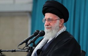 دیدار جمعی از رأی اولی‌ها و خانواده‌های شهدا با رهبر انقلاب تا ساعتی دیگر