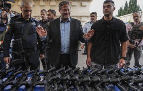 'إسرائيل' تبحث عن طرق التفافية للحصول على سلاح خوفاً من..