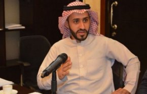 شاهد/معارض سعودي يبايع السيد الحوثي ويصل الى صنعاء