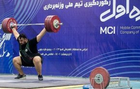 الإيراني 'علي داودي' يحرز 3 فضيات في بطولة العالم لرفع الأثقال بتايلند

