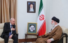 دیدار رئیس پارلمان لبنان با رهبر انقلاب اسلامی