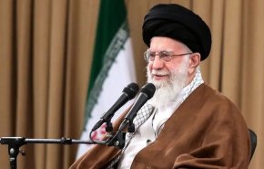 رهبر انقلاب: جوانان عزیز دانشجو در آمریکا، شما اکنون در طرف درست تاریخ ایستاده‌اید