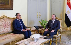 مصر.. السيسي يأمر بتشكيل حكومة جديدة 
