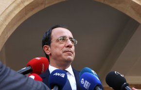 قبرس پس از هشدار «سید حسن نصرالله» پا پس کشید
