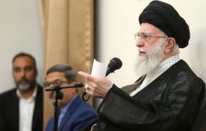 رهبر معظم انقلاب: حرکت مدافعان حرم ایران و منطقه را نجات داد