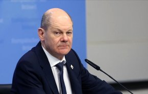 استقبال شولتس از استقرار موشک‌های آمریکایی در آلمان
