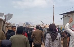 استمرار التظاهرات المطالبة بإسقاط الجولاني رغم ممارسات «النصرة» القمعية
