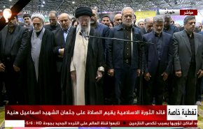 رهبر انقلاب بر پیکر شهید «اسماعیل هنیه» نماز اقامه کردند+ویدیو
