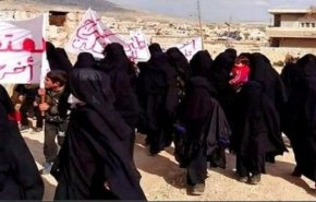 تظاهرة نسائية في إدلب للمطالبة بإسقاط الجولاني وأذرعه
