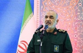 سردار سلامی: پرتاب موفق ماهواره «چمران-۱» نماد همکاری دولت و سپاه است 
