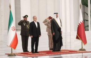 استقبال رسمی امیر قطر از رئیس‌جمهور پزشکیان
