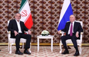 پزشکیان: ارتباط ایران و روسیه صمیمانه و راهبردی است/ پوتین: مواضع بین‌المللی تهران و مسکو بسیار نزدیک است
