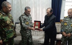 اهدای نشان فداکاری به شهید سجاد منصوری
