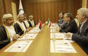 دیدار وزیر امور خارجه ایران با همتای عمانی در جده