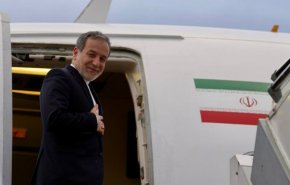 عراقجي يغادر البلاد متوجها الى الجرائر