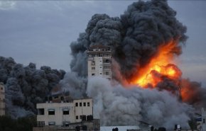 حمله هوایی اسرائیل به چادرهای آوارگان در ورزشگاه یرموک