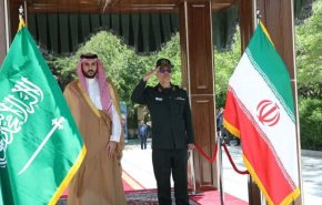 استقبال سرلشکر باقری از وزیر دفاع عربستان سعودی