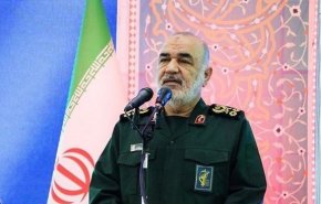 هشدار سرلشکر سلامی به آمریکا و اسرائیل/ سر جایتان بنشینید