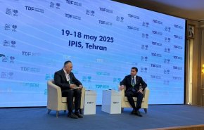همکاری اقتصادی تهران و باکو باید تقویت شود
