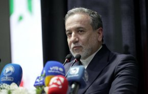 عراقچی: شاهد مواضع غیر معقول و غیر منطقی آمریکایی‌ها هستیم/ رهبر انقلاب تکلیف را روشن کردند + فیلم
