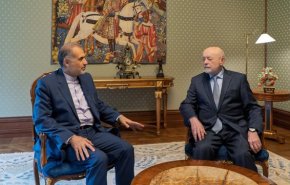 مقام روس: ایران قدرت موشکی خود را در چشم جهانیان به نمایش گذاشت