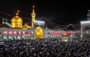 35 ألف زائر من 20 جنسية يحيون ذكرى استشهاد الإمام الرضا(ع)