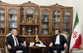 غریب آبادی : اقدامات یکجانبه و تجاوزات آمریکا و اسرائیل نظم جهانی را تضعیف می کند
