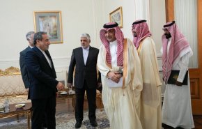 دیدار معاون وزیر خارجه عربستان با عراقچی+ فیلم
