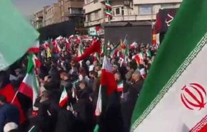آغاز مراسم بیعت با حضرت آیت‌الله سید مجتبی حسینی خامنه‌ای در سراسر ایران + فیلم