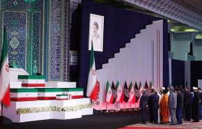 لحظه‌به‌لحظه با ورود سران و مقامات کشورها به تهران و ادای احترام به پیکر «قائد شهید امت»
