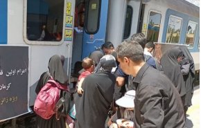 افزایش ظرفیت قطارهای تهران-مشهد در آستانه مراسم تشییع رهبر شهید