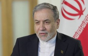 قدردانی عراقچی از مردم و دولت عراق برای برگزاری باشکوه مراسم تشییع پیکر مطهر رهبر شهید