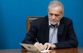 رئیس جمهور از حضور سران برخی کشورها در مراسم تشییع رهبر شهید قدردانی کرد