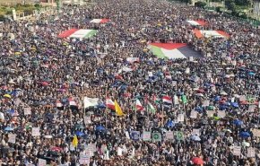 حمایت مردم یمن از ایران و قدردانی از حضور میلیونی در تشییع رهبر شهید